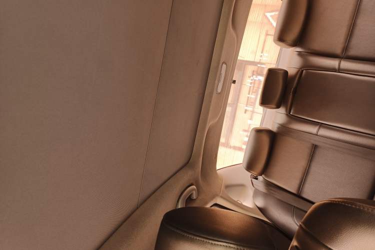 Used Hyundai Mistra 2014 1.8L Automatic Smart GLS Headliner
