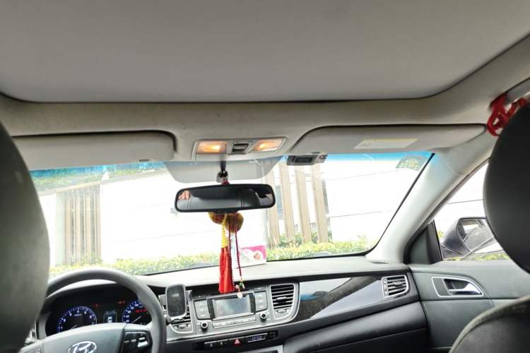 Used Hyundai Mistra 2014 1.8L Automatic Smart GLS Headliner