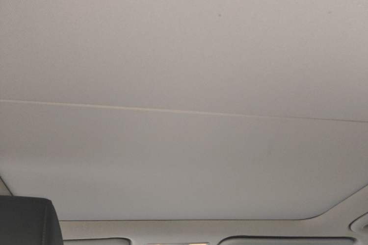 Used Hyundai Mistra 2014 1.8L Automatic Smart GLS Headliner