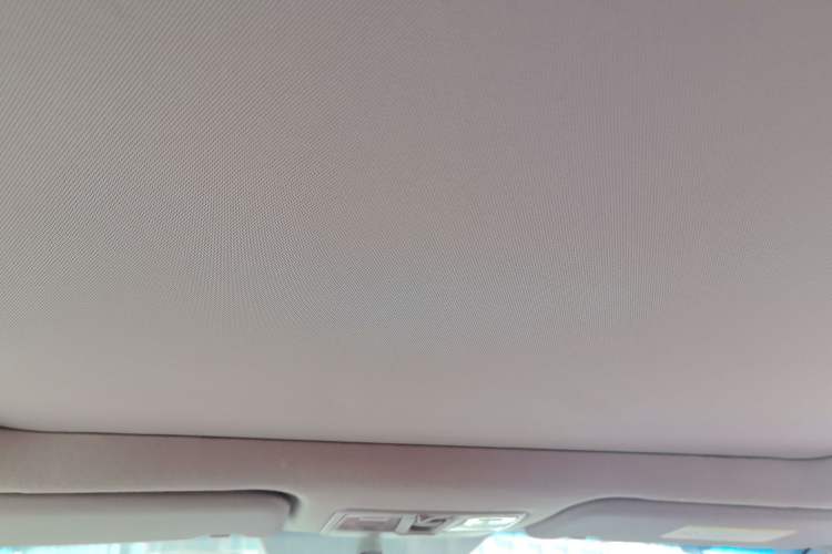 Used Hyundai Mistra 2014 1.8L Automatic Smart GLS Headliner