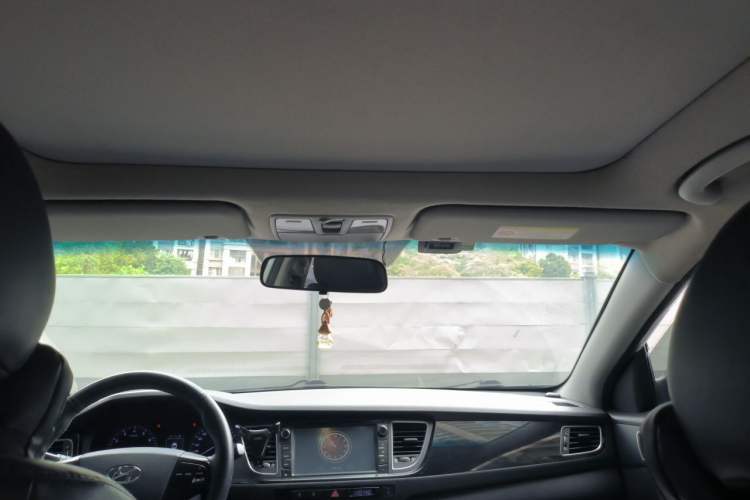Used Hyundai Mistra 2014 1.8L Automatic Smart GLS Headliner