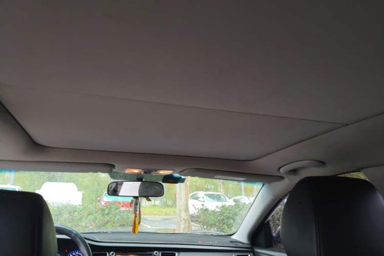 Used Hyundai Mistra 2014 1.8L Automatic Deluxe DLX Model Headliner