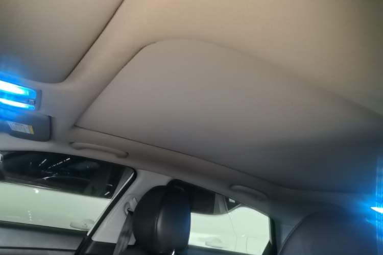 Used Hyundai Mistra 2014 1.8L Automatic Smart GLS Headliner
