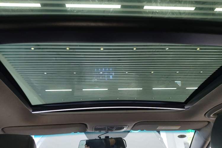 Used Hyundai Mistra 2014 1.8L Automatic Smart GLS Headliner