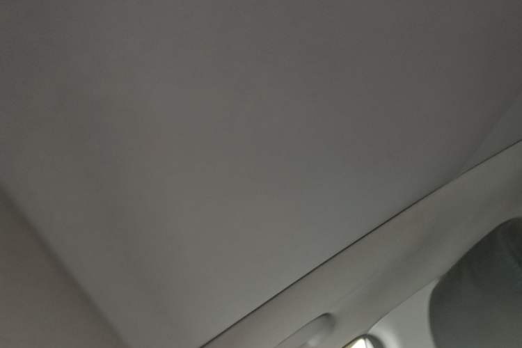 Used Hyundai Mistra 2014 1.8L Automatic Smart GLS Headliner