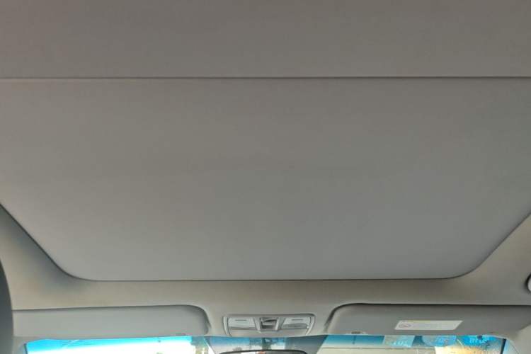 Used Hyundai Mistra 2014 1.8L Automatic Deluxe DLX Model Headliner
