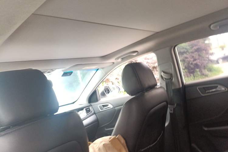 Used Hyundai Mistra 2014 1.8L Automatic Deluxe DLX Model Headliner