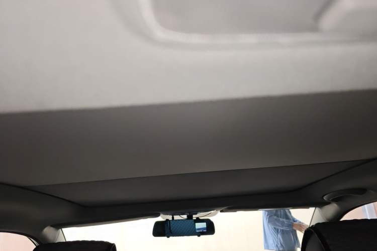 Used Hyundai Mistra 2014 1.8L Automatic Smart GLS Headliner