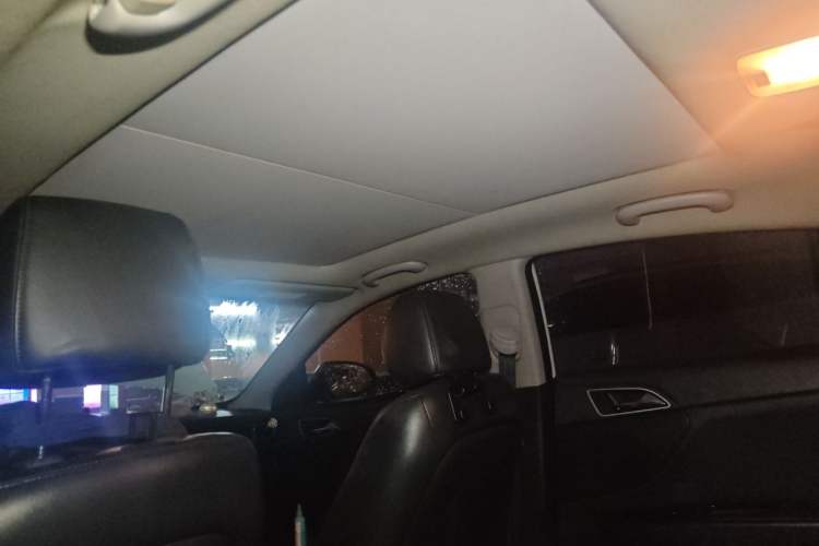Used Hyundai Mistra 2014 1.8L Automatic Smart GLS Headliner