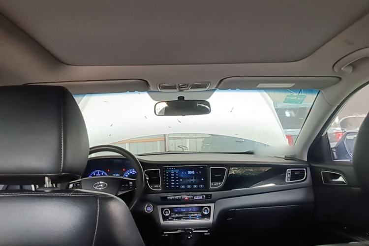 Used Hyundai Mistra 2014 1.8L Automatic Smart GLS Headliner