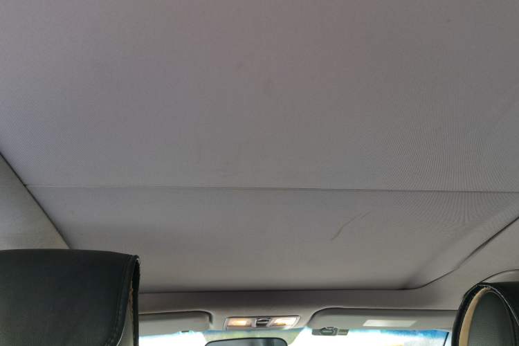 Used Hyundai Mistra 2014 1.8L Automatic Deluxe DLX Model Headliner