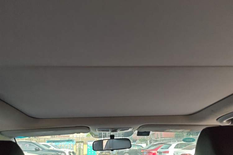 Used Hyundai Mistra 2014 1.8L Automatic Smart GLS Headliner