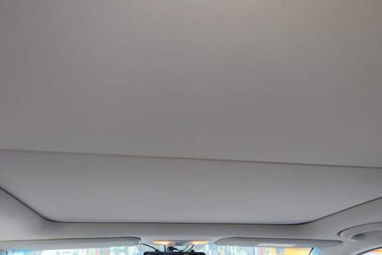 Used Hyundai Mistra 2014 1.8L Automatic Deluxe DLX Model Headliner