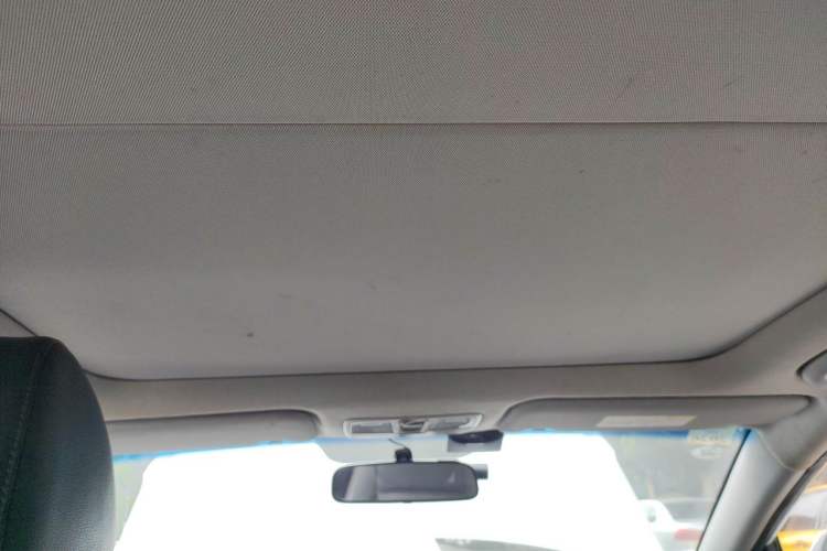 Used Hyundai Mistra 2014 1.8L Automatic Smart GLS Headliner