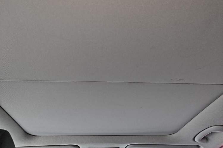 Used Hyundai Mistra 2014 1.8L Automatic Smart GLS Headliner