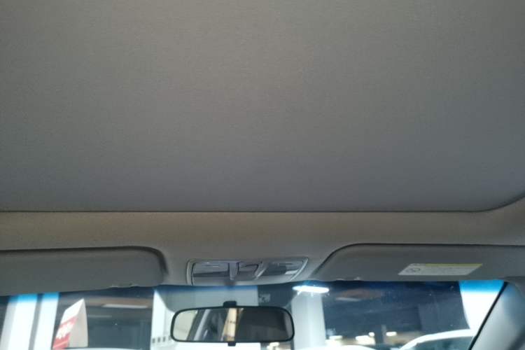 Used Hyundai Mistra 2014 1.8L Automatic Deluxe DLX Model Headliner