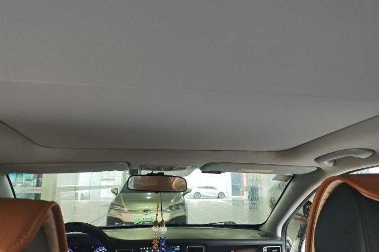 Used Hyundai Mistra 2014 1.8L Automatic Smart GLS Headliner