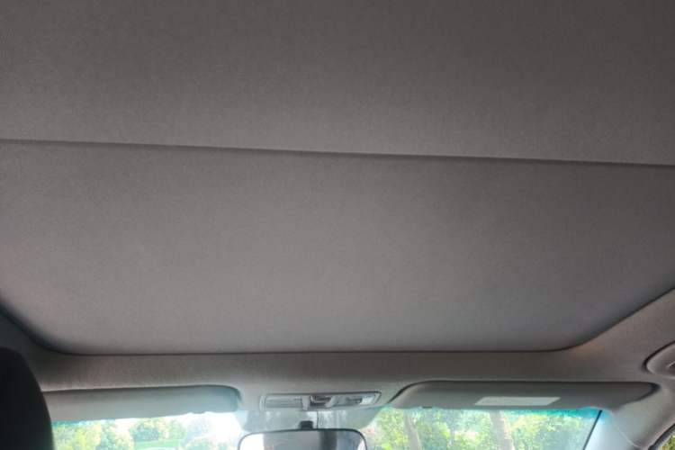 Used Hyundai Mistra 2014 1.8L Automatic Deluxe DLX Model Headliner