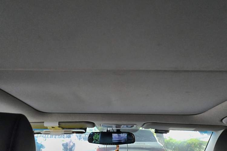 Used Hyundai Mistra 2014 1.8L Automatic Deluxe DLX Model Headliner