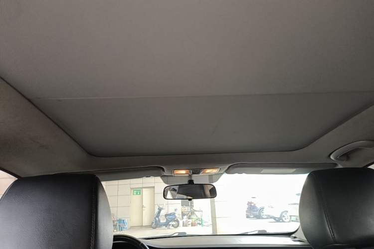 Used Hyundai Mistra 2014 1.8L Automatic Deluxe DLX Model Headliner