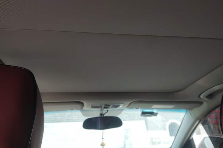 Used Hyundai Mistra 2014 1.8L Automatic Smart GLS Headliner