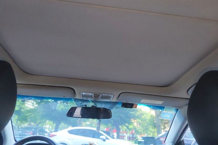 Used Hyundai Mistra 2014 1.8L Automatic Smart GLS Headliner