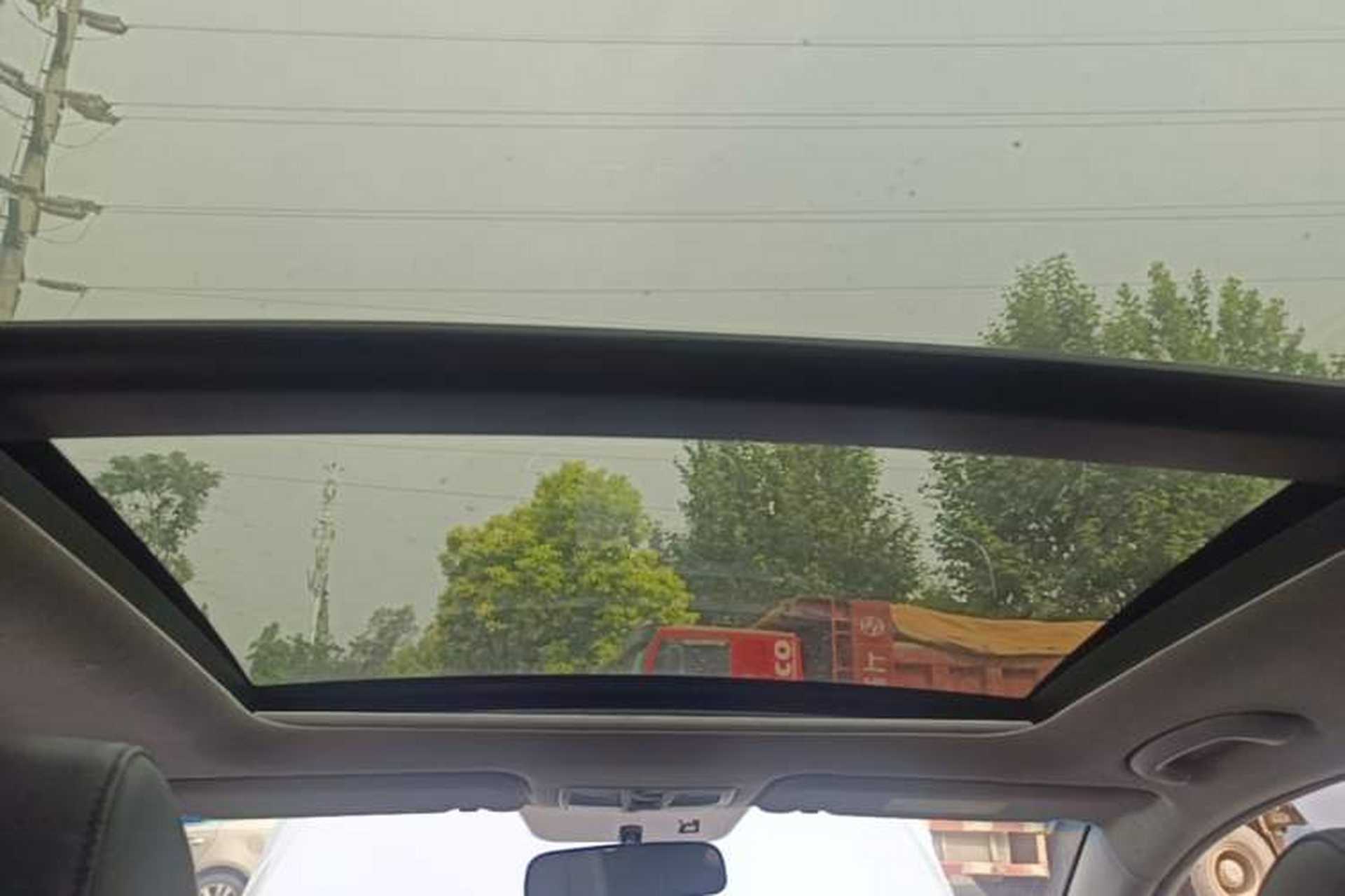 Used Hyundai Mistra 2014 1.8L Automatic Smart GLS Headliner