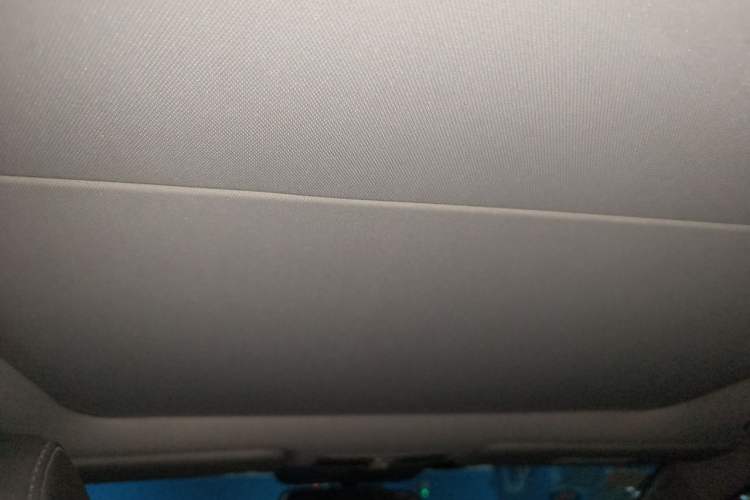 Used Hyundai Mistra 2014 1.8L Automatic Smart GLS Headliner