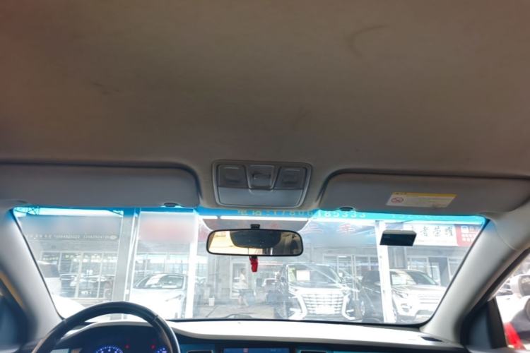 Used Hyundai Mistra 2014 1.8L Manual Comfort GL Model Headliner