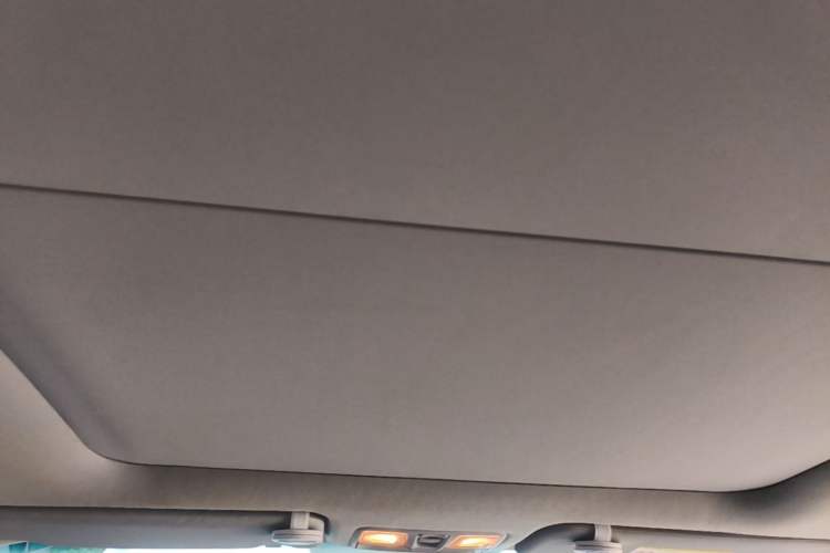Used Hyundai Mistra 2014 1.8L Automatic Smart GLS Headliner
