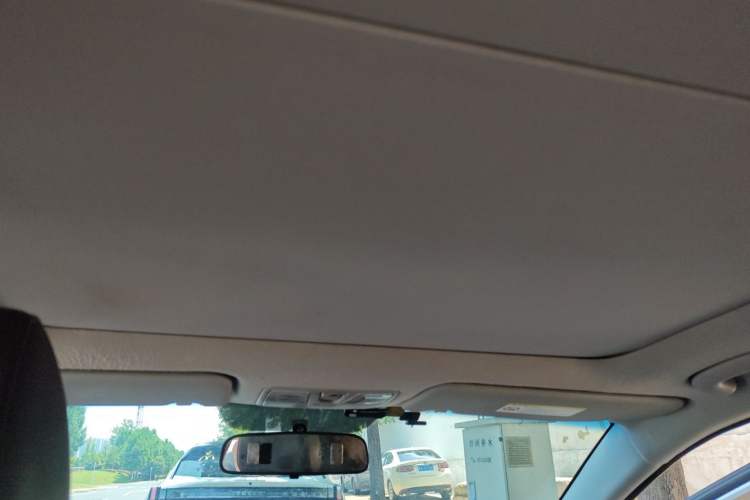 Used Hyundai Mistra 2014 1.8L Automatic Smart GLS Headliner