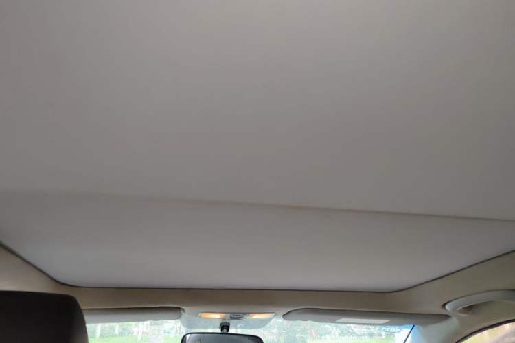 Used Hyundai Mistra 2014 1.8L Automatic Deluxe DLX Model Headliner