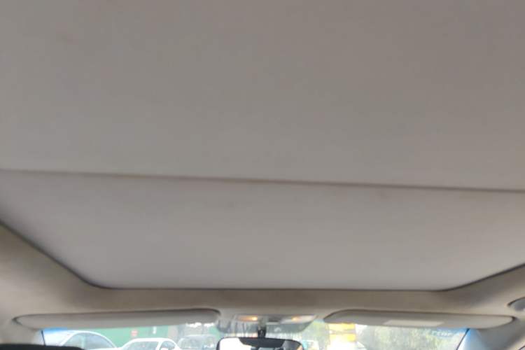 Used Hyundai Mistra 2014 1.8L Automatic Deluxe DLX Model Headliner