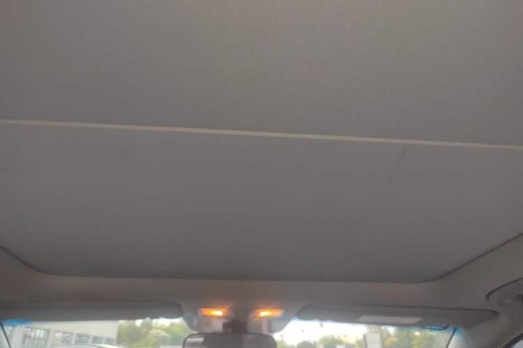 Used Hyundai Mistra 2014 1.8L Automatic Smart GLS Headliner
