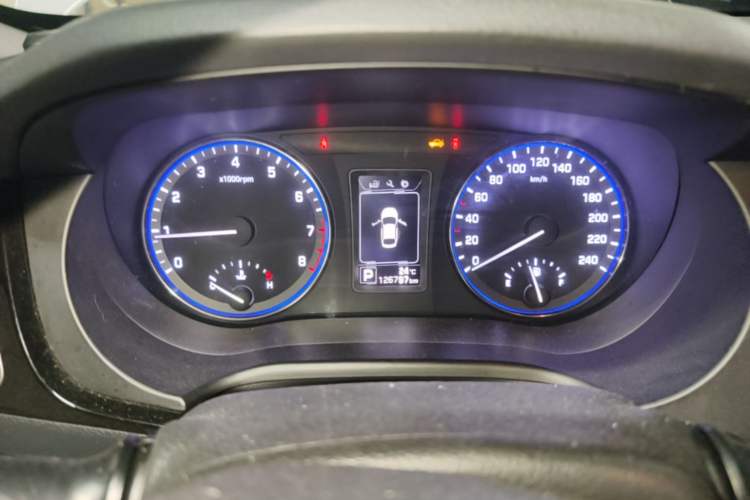Used Hyundai Mistra 2014 1.8L Automatic Smart GLS Instrument Cluster