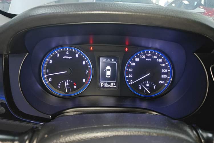 Used Hyundai Mistra 2014 1.8L Automatic Smart GLS Instrument Cluster
