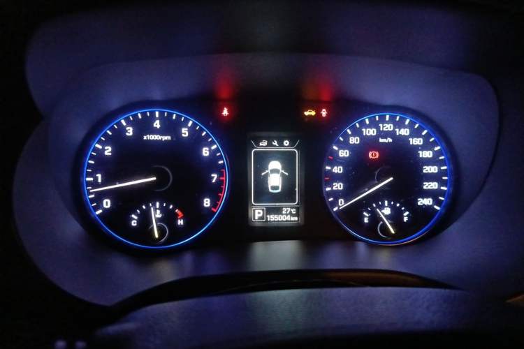 Used Hyundai Mistra 2014 1.8L Automatic Smart GLS Instrument Cluster