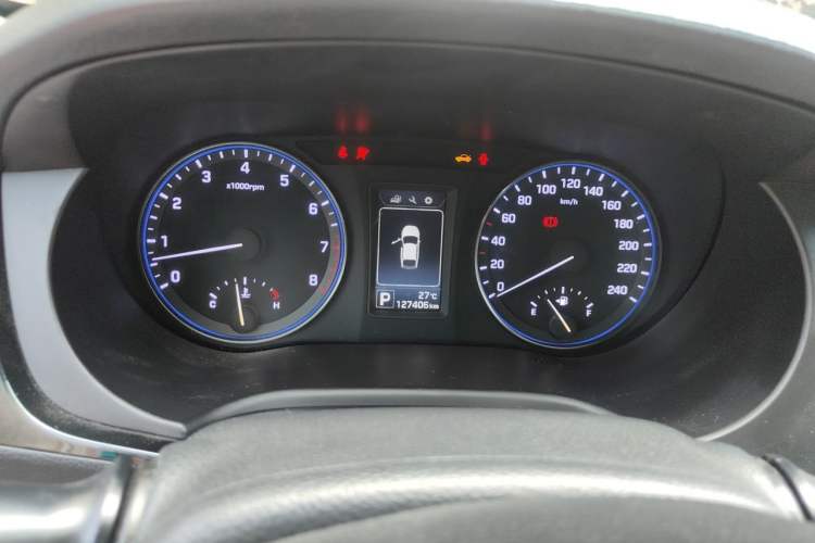 Used Hyundai Mistra 2014 1.8L Automatic Smart GLS Instrument Cluster