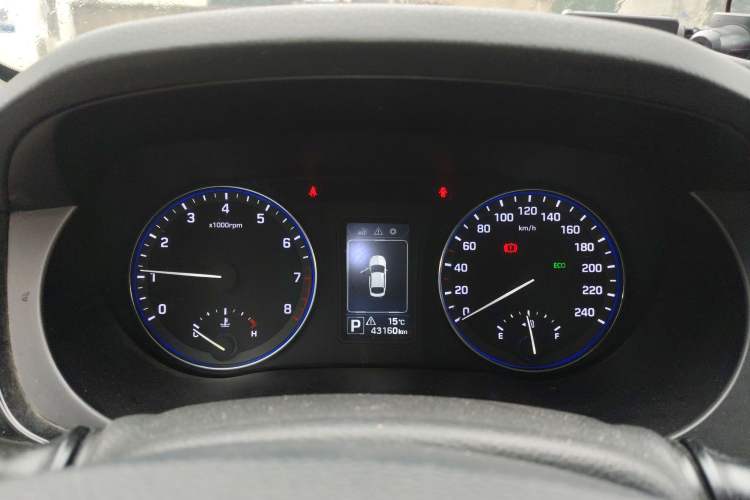 Used Hyundai Mistra 2014 1.8L Automatic Smart GLS Instrument Cluster