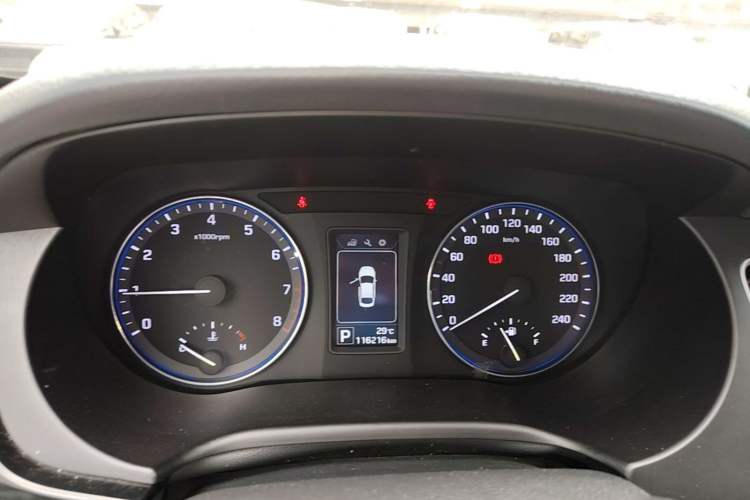 Used Hyundai Mistra 2014 1.8L Automatic Smart GLS Instrument Cluster