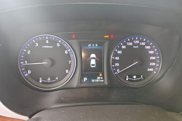 Used Hyundai Mistra 2014 1.8L Automatic Deluxe DLX Model Instrument Cluster