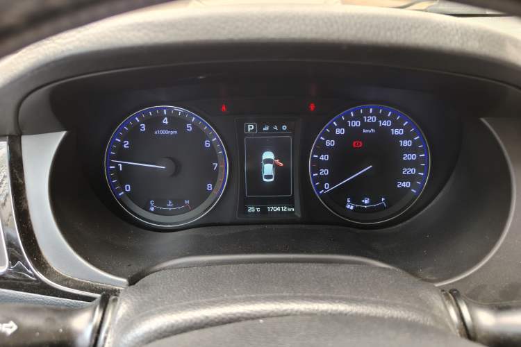Used Hyundai Mistra 2014 1.8L Automatic Deluxe DLX Model Instrument Cluster