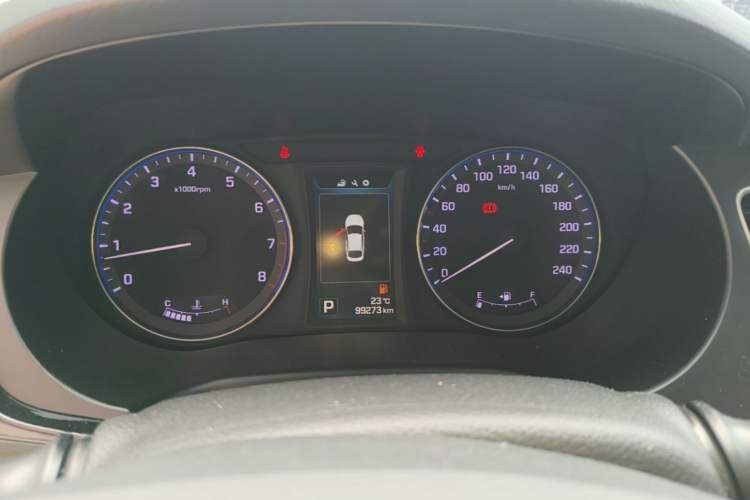 Used Hyundai Mistra 2014 1.8L Automatic Deluxe DLX Model Instrument Cluster