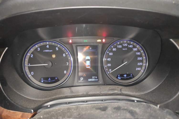 Used Hyundai Mistra 2014 1.8L Automatic Deluxe DLX Model Instrument Cluster
