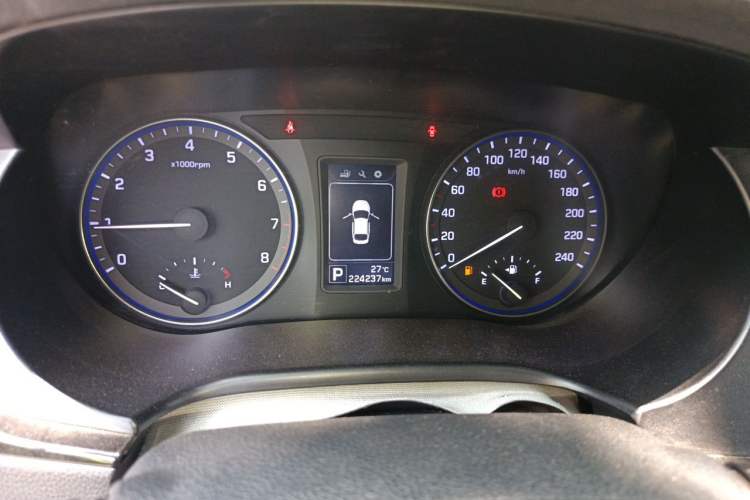 Used Hyundai Mistra 2014 1.8L Automatic Smart GLS Instrument Cluster