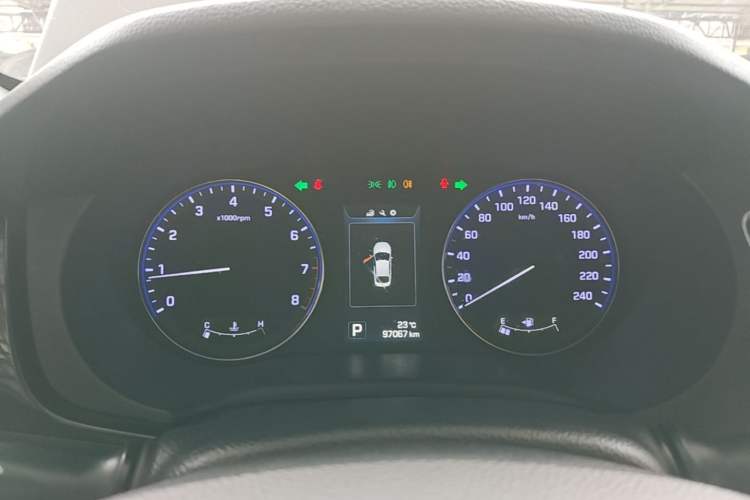 Used Hyundai Mistra 2014 1.8L Automatic Deluxe DLX Model Instrument Cluster