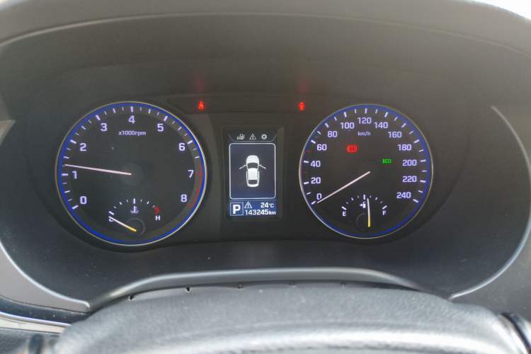 Used Hyundai Mistra 2014 1.8L Automatic Smart GLS Instrument Cluster