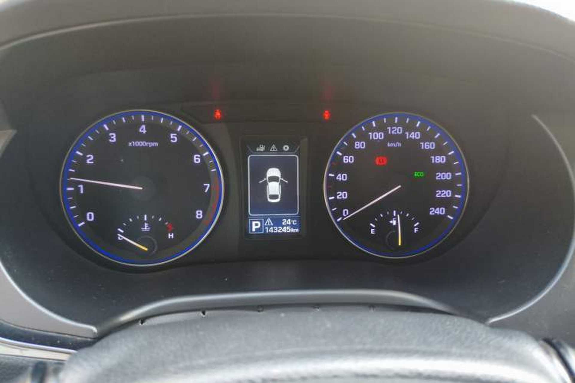 Used Hyundai Mistra 2014 1.8L Automatic Smart GLS Instrument Cluster
