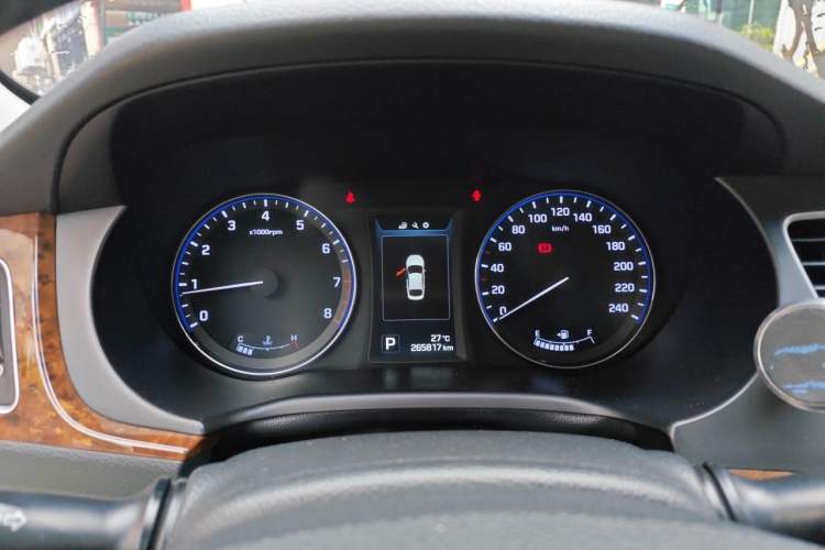 Used Hyundai Mistra 2014 1.8L Automatic Deluxe DLX Model Instrument Cluster