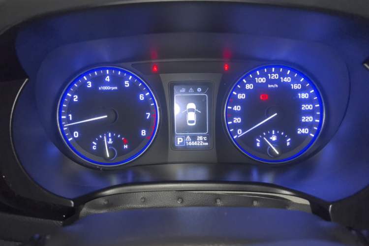 Used Hyundai Mistra 2014 1.8L Automatic Smart GLS Instrument Cluster